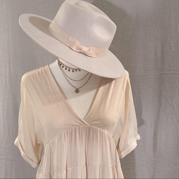 Mustard Seed Dresses & Skirts - Mustard Seed X Cream Dress